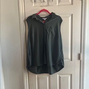 Athleta Forest Green Sleeveless Button-Down Top